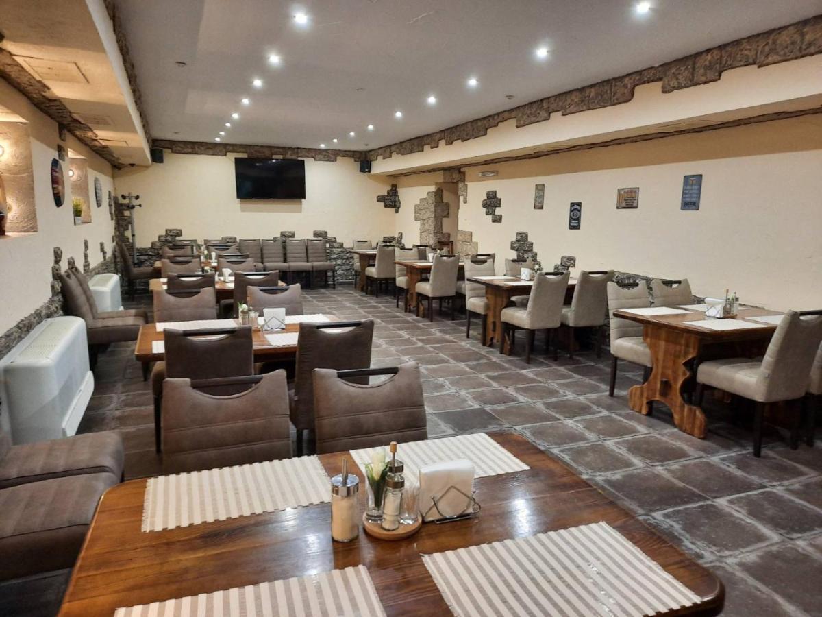 Optima Kropyvnytskyi Hotel Dış mekan fotoğraf
