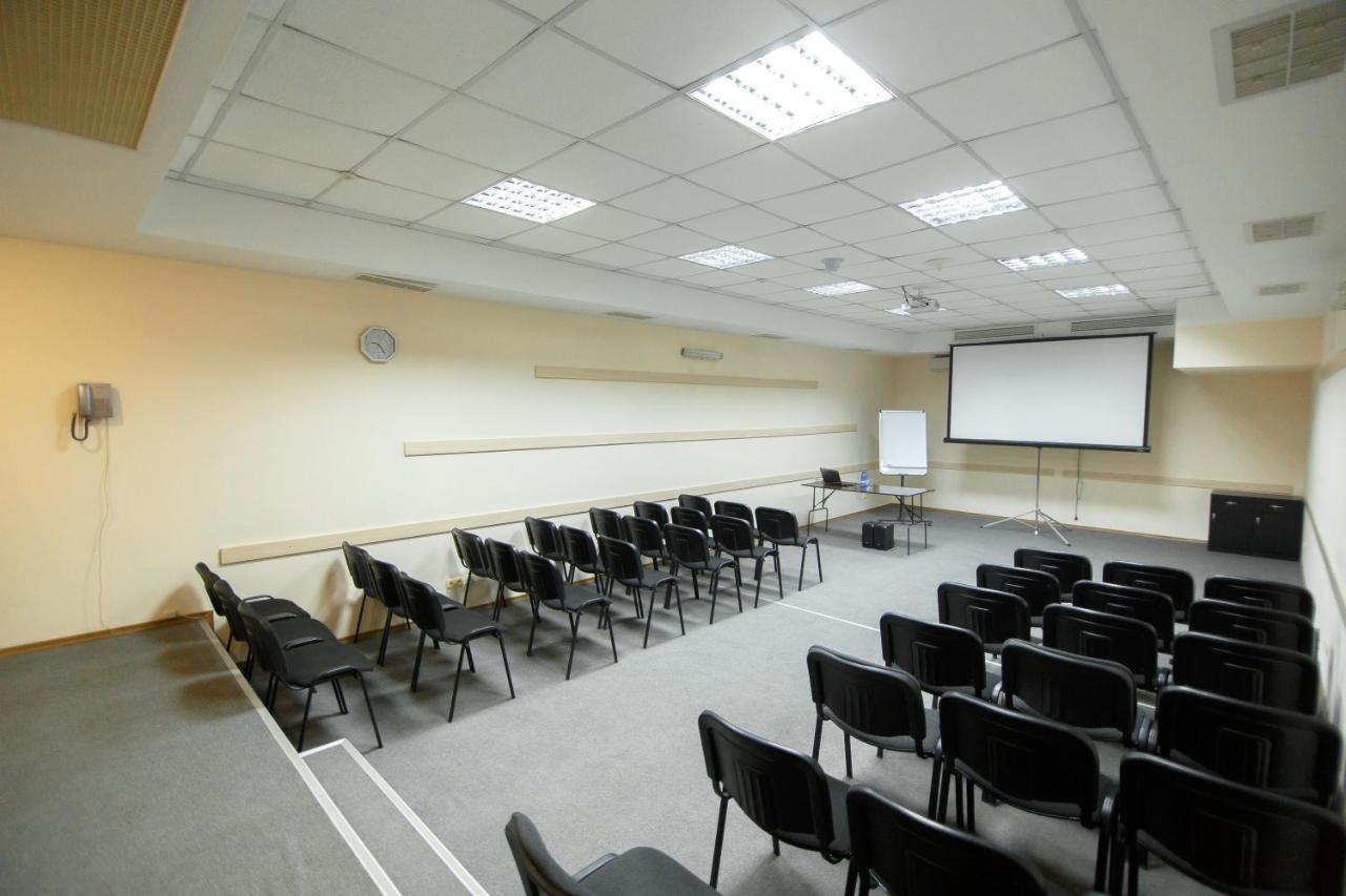 Optima Kropyvnytskyi Hotel Dış mekan fotoğraf