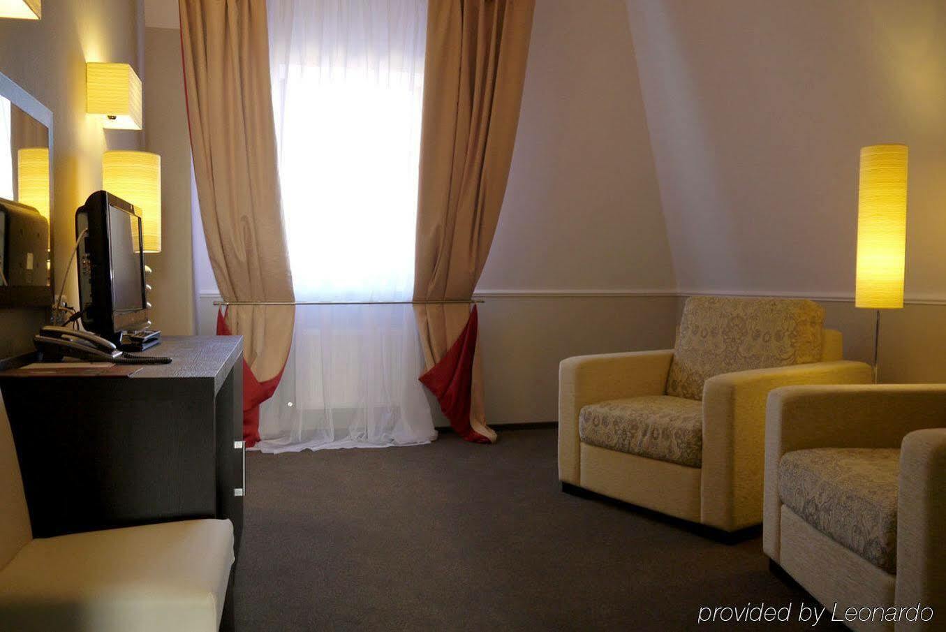 Optima Kropyvnytskyi Hotel Dış mekan fotoğraf